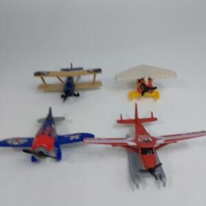 Matchbox Prop Plane‎ Lot Of 4 Aircraft Airplanes